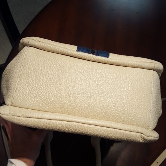 Marc by Marc Jacobs Handbag - Picture 3 of 4